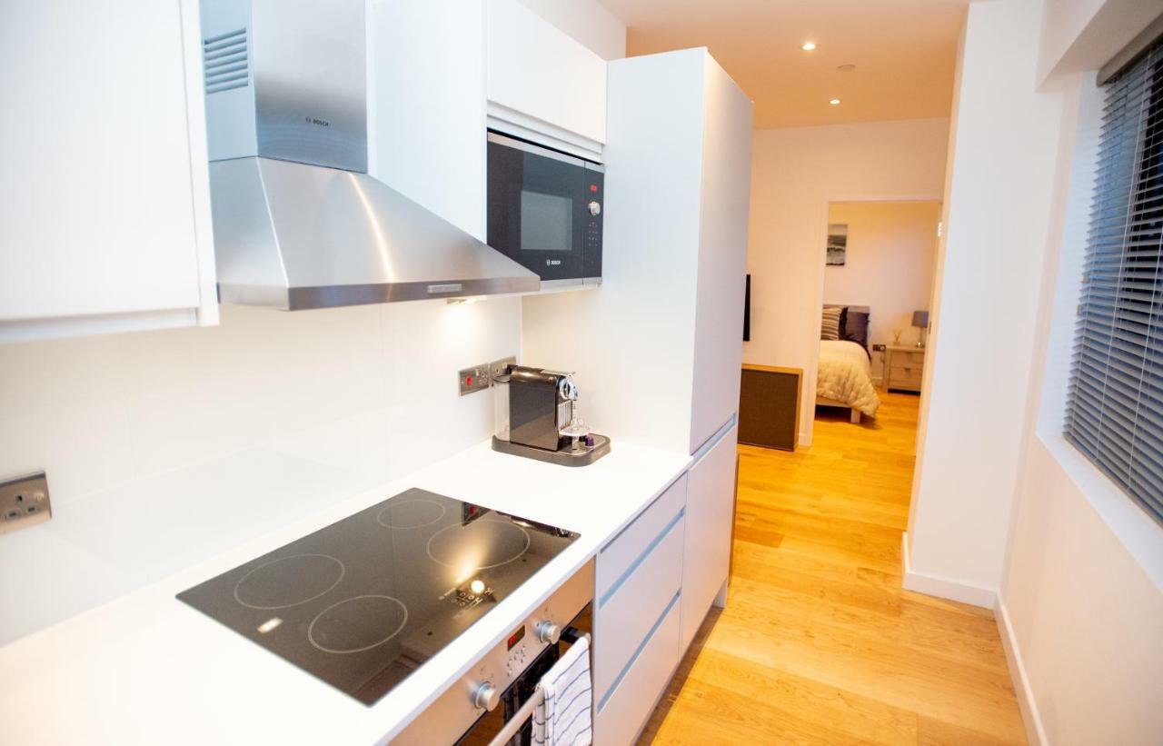 Stylish And Clean 1 Bed Apartment Maidenhead Town Center Luaran gambar