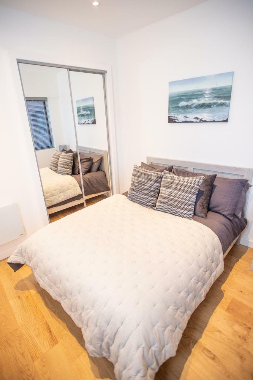Stylish And Clean 1 Bed Apartment Maidenhead Town Center Luaran gambar