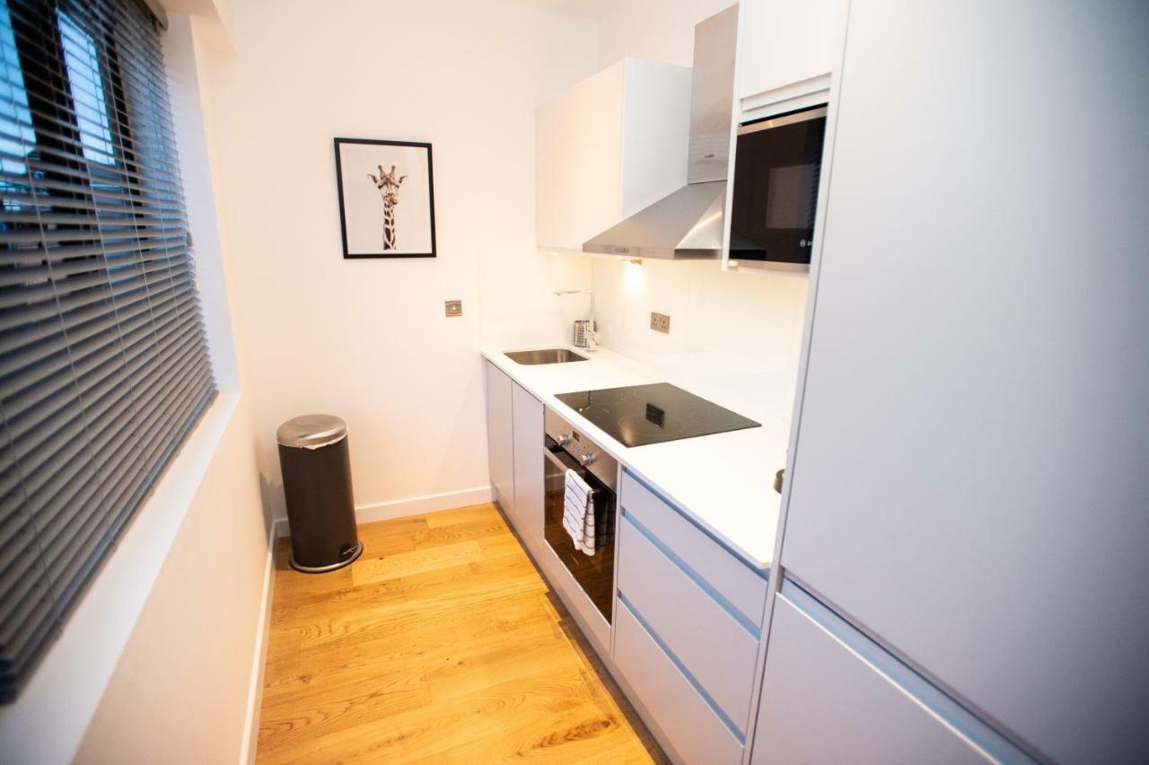 Stylish And Clean 1 Bed Apartment Maidenhead Town Center Luaran gambar