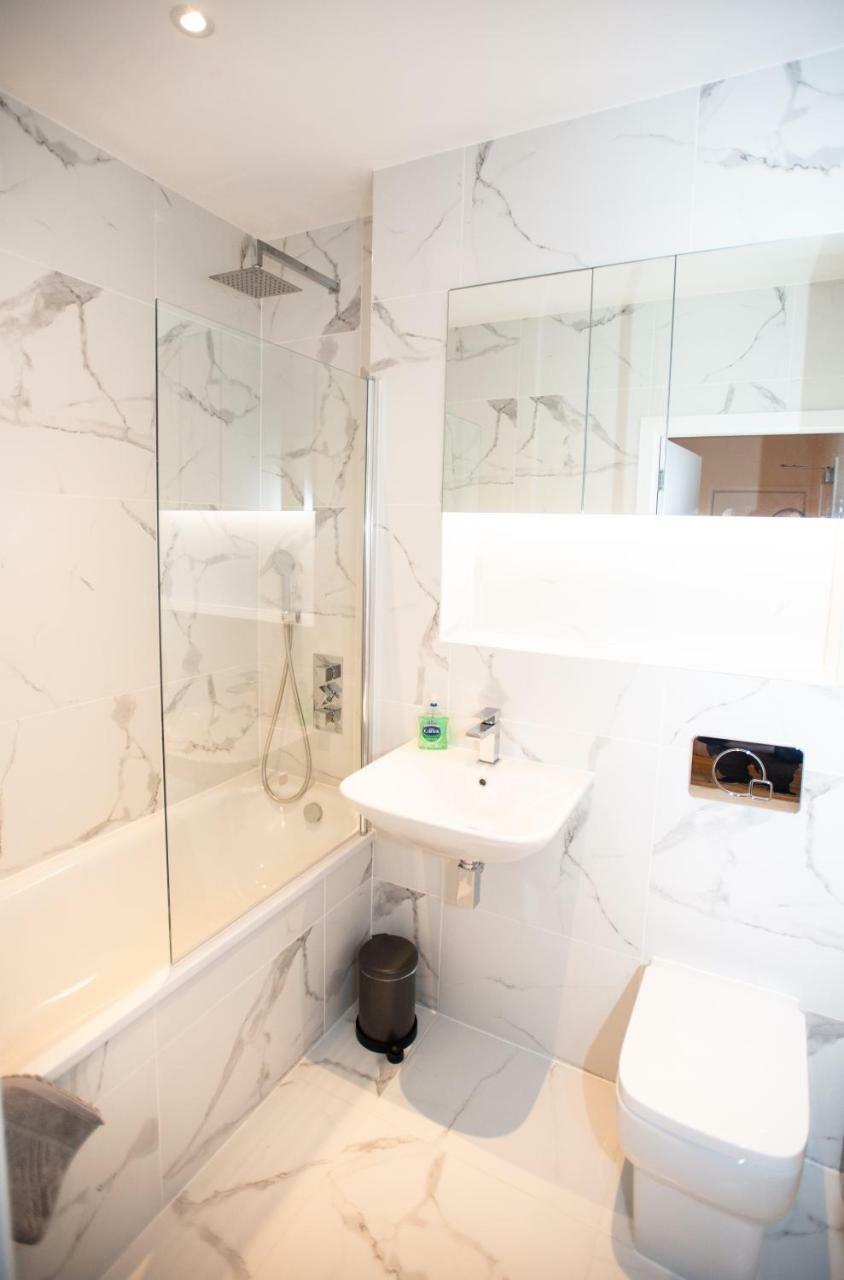Stylish And Clean 1 Bed Apartment Maidenhead Town Center Luaran gambar